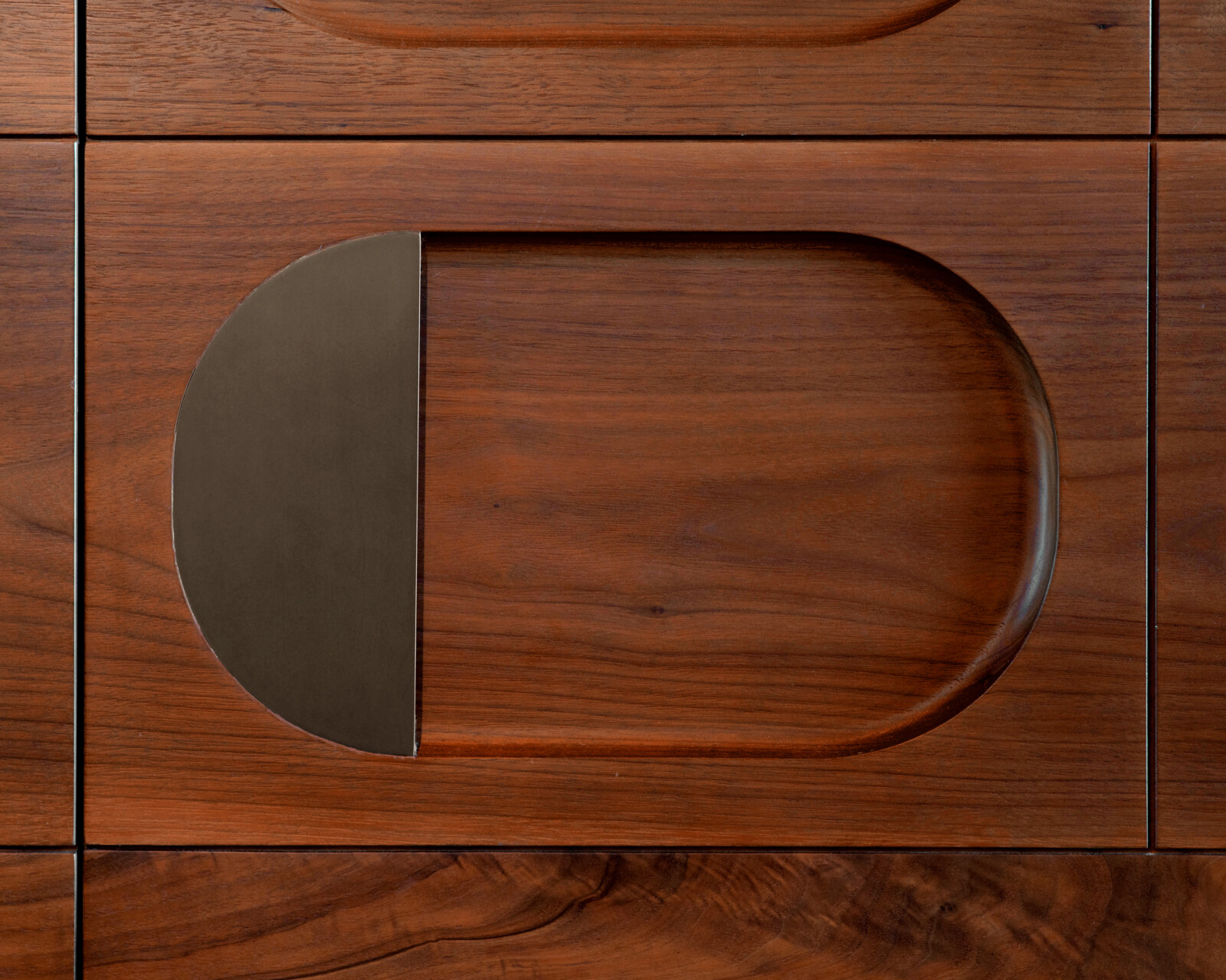 Waxing Moon Door Pull straight ahead