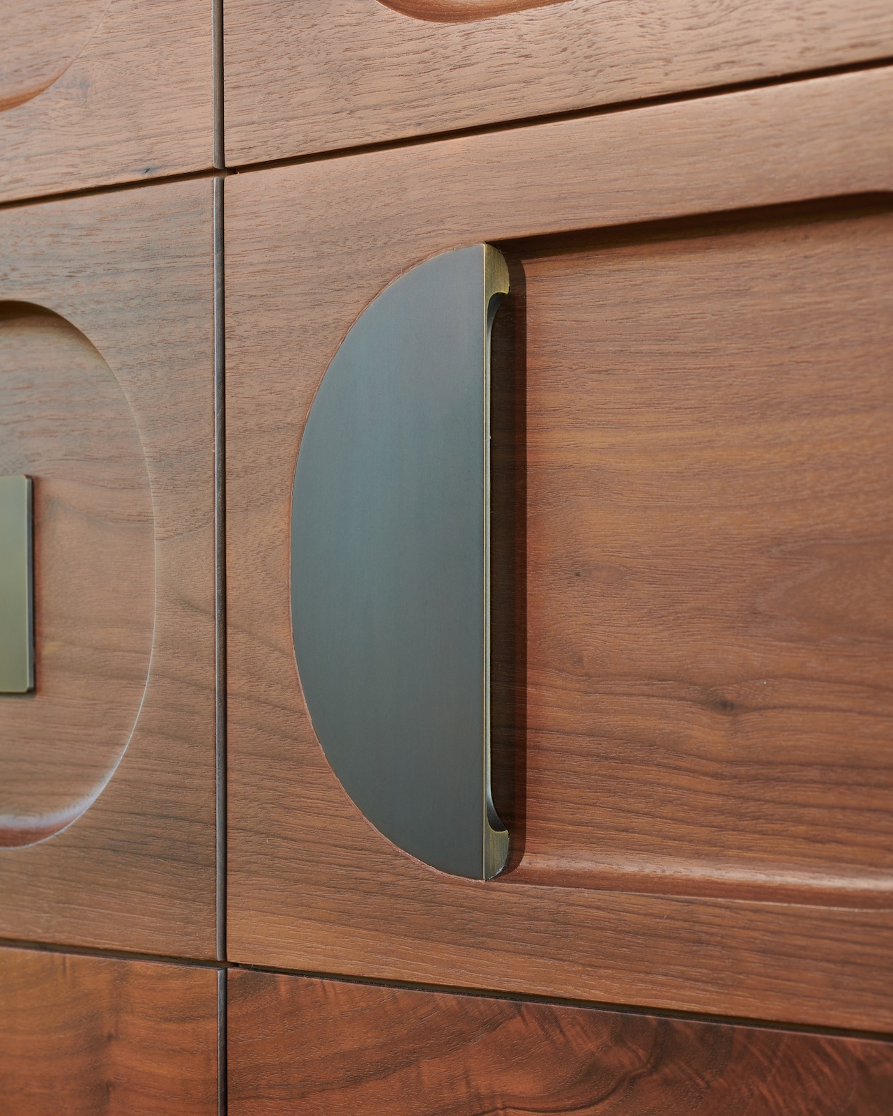 Waxing Moon Door Pull side angle